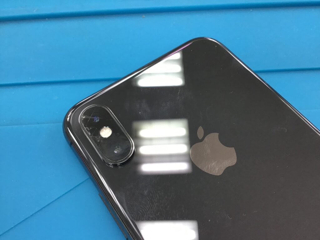 iPhoneXS カメラレンズ割れ 修理 土浦市、つくば市 - iPhone,android 
